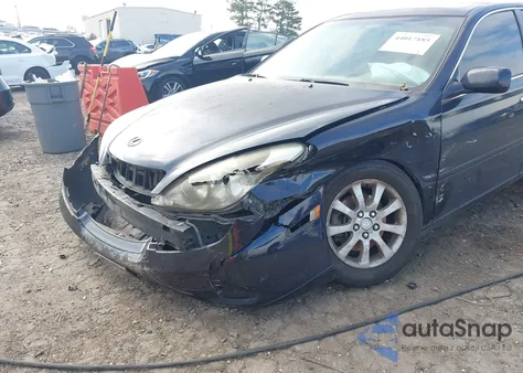 2002 Lexus Es 300 z USA, uszkodzony, nr VIN JTHBF30G620036962